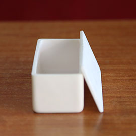 99.9% Alumina Trays